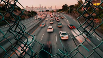 柬媒：柬埔寨国王西哈莫尼和太后莫尼列将访华